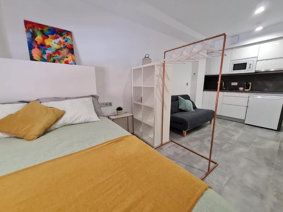 Aparthotel LoftinMálaga Esterno foto