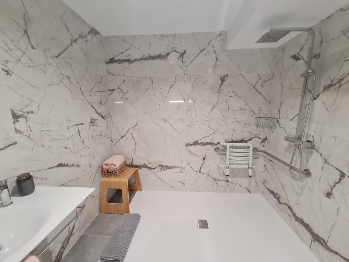 Aparthotel LoftinMálaga Esterno foto