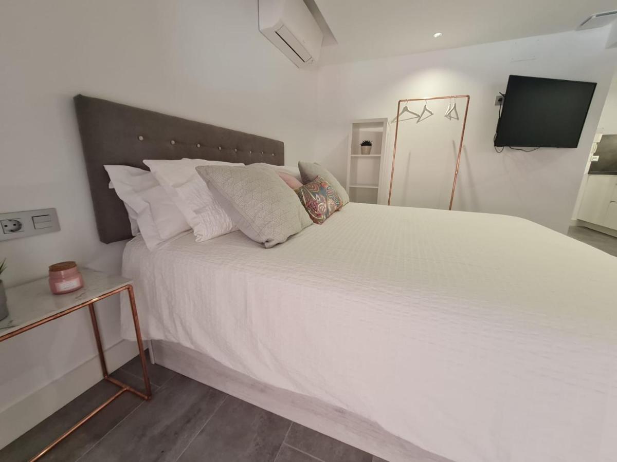 Aparthotel LoftinMálaga Esterno foto